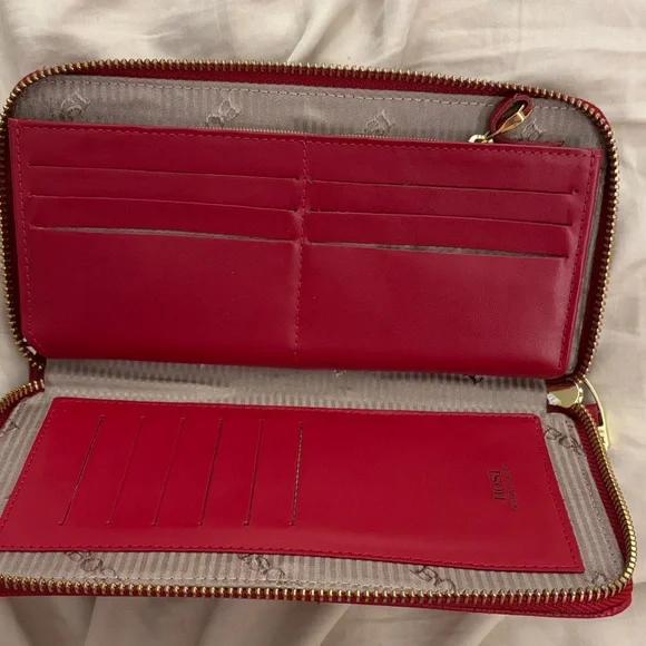 Red Textured Zip Wallet - Picture 2 of 3